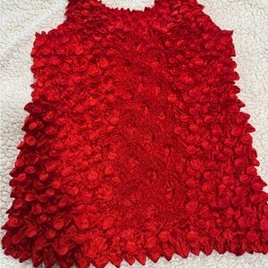 Red Textured women’s top. Size large to xl
